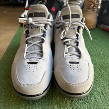 Load image into Gallery viewer, Nike LeBron Dark Grey Zoom Generations Size 11
