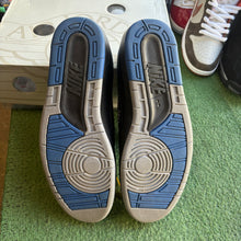 Load image into Gallery viewer, Jordan Off White Varsity Royal Low 2s Size 12.5
