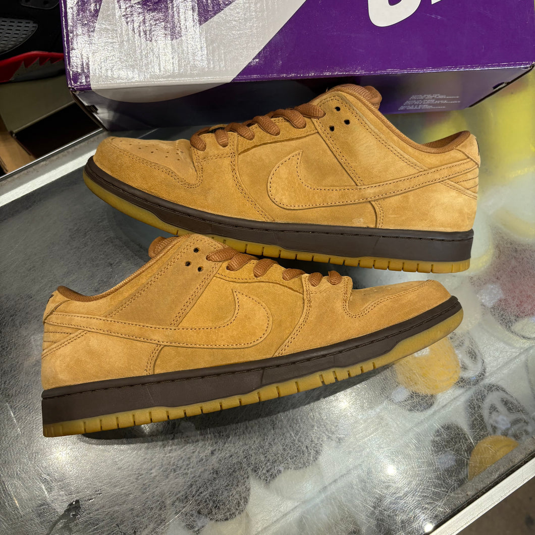 Nike Wheat Low Dunks Size 10.5