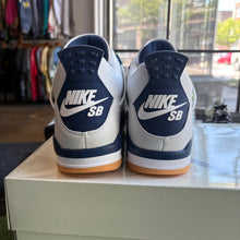 Load image into Gallery viewer, Jordan SB Navy 4s Size 7.5
