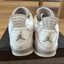 Load image into Gallery viewer, Jordan White Oreo 4s Size 7Y
