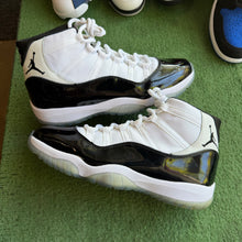 Load image into Gallery viewer, Jordan Concord 11s Size 11
