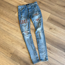 Load image into Gallery viewer, Amiri Denim Size 31
