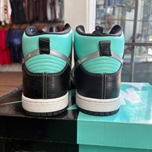 Load image into Gallery viewer, Nike SB Tiffany High Dunks Size 10.5

