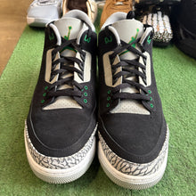 Load image into Gallery viewer, Jordan Pine Green 3s Size 14
