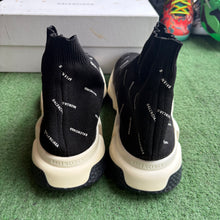 Load image into Gallery viewer, Balenciaga Speed Trainers Size 46
