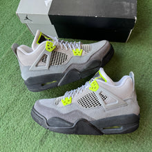 Load image into Gallery viewer, Jordan Neon 4s Size 6Y
