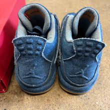 Load image into Gallery viewer, Jordan x Levi’s Denim 4s Size 10
