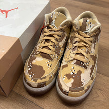 Load image into Gallery viewer, Jordan Desert Camo 3s Size 12W/10.5M
