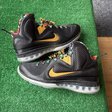 Load image into Gallery viewer, Nike LeBron Watch The Throne 9s Size 10.5
