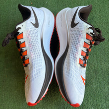 Load image into Gallery viewer, Nike Air Zoom Cleveland Browns Pegasus Size 11.5

