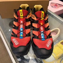 Load image into Gallery viewer, Salomon Lava Falls Beach Ball XT-4s Size 9.5
