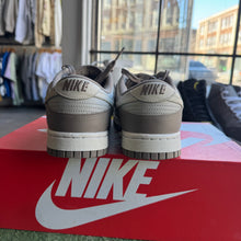 Load image into Gallery viewer, Nike Low Dunks Size 8W/6.5M
