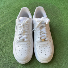 Load image into Gallery viewer, Nike Air Force 1s Size 8.5
