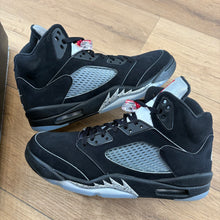 Load image into Gallery viewer, Jordan Reimagined Metallic 5s Size 12
