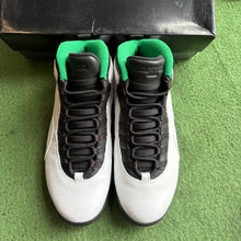 Load image into Gallery viewer, Jordan Seattle 10s Size 10.5

