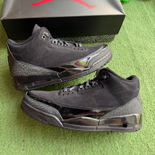Load image into Gallery viewer, Jordan Black Cat 3s Size 11.5
