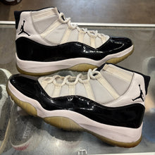 Load image into Gallery viewer, Jordan Concord 11s Size 11.5
