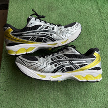 Load image into Gallery viewer, ASICS Gel-Kayano 14s Size 12

