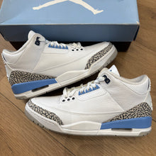 Load image into Gallery viewer, Jordan UNC 3s Size 8.5
