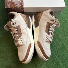 Load image into Gallery viewer, Jordan Palomino 3s Size 10.5
