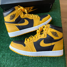 Load image into Gallery viewer, Jordan Pollen 1s Size 8.5
