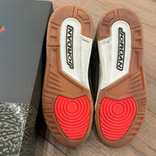 Load image into Gallery viewer, Jordan Family Affair 3s Size 5.5Y
