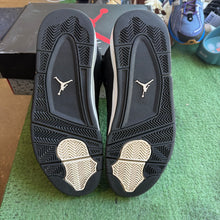 Load image into Gallery viewer, Jordan White Thunder 4s Size 11
