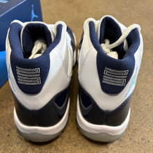 Load image into Gallery viewer, Jordan UNC Win Like 82s Size 8
