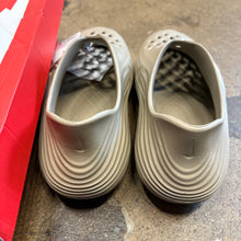 Load image into Gallery viewer, Nike ReactX Rejunen8s Size 9
