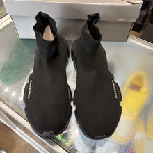 Load image into Gallery viewer, Balenciaga Speed Trainers Size 45
