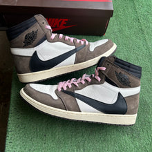 Load image into Gallery viewer, Jordan Travis Scott Mocha High 1s Size 14
