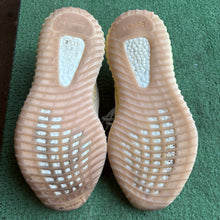 Load image into Gallery viewer, Adidas Yeezy Linen 350 V2s Size 11
