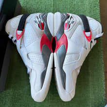 Load image into Gallery viewer, Jordan Bugs Bunny 8s Size 9.5
