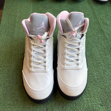 Load image into Gallery viewer, Jordan Medium Pink 5s Size 11.5
