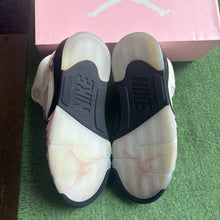 Load image into Gallery viewer, Jordan Medium Soft Pink Size 8.5
