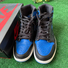 Load image into Gallery viewer, Jordan Royal 1s Size 10.5
