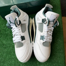 Load image into Gallery viewer, Jordan Oxidized Green 4s Size 12
