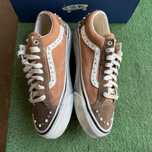 Load image into Gallery viewer, Vans Pearlized Cocoa Brown Old Skool 36s Size 10.5
