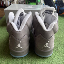 Load image into Gallery viewer, Jordan Wolf Grey 5s Size 9
