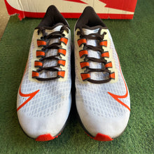 Load image into Gallery viewer, Nike Air Zoom Cleveland Browns Pegasus Size 8
