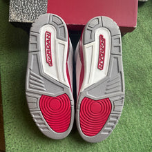 Load image into Gallery viewer, Jordan Cardinal 3s Size 10
