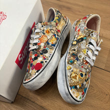 Load image into Gallery viewer, Vans x Supreme Off The Wall Skate Eras Size 10.5
