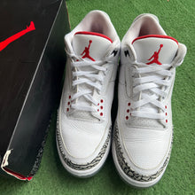 Load image into Gallery viewer, Jordan Free Throw 3s Size 10.5
