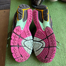 Load image into Gallery viewer, New Balance 1906Rs Size 13
