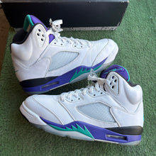 Load image into Gallery viewer, Jordan Grape 5s Size 8
