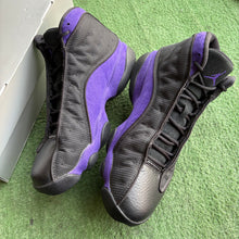 Load image into Gallery viewer, Jordan Court Purple 13s Size 12
