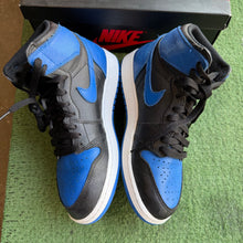 Load image into Gallery viewer, Jordan Royal 1s Size 7Y
