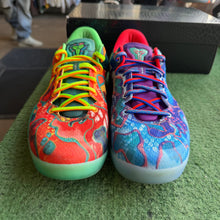 Load image into Gallery viewer, Nike Kobe What The Kobe 8s Size 11
