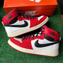 Load image into Gallery viewer, Jordan Chicago AJKO 1s Size 11.5
